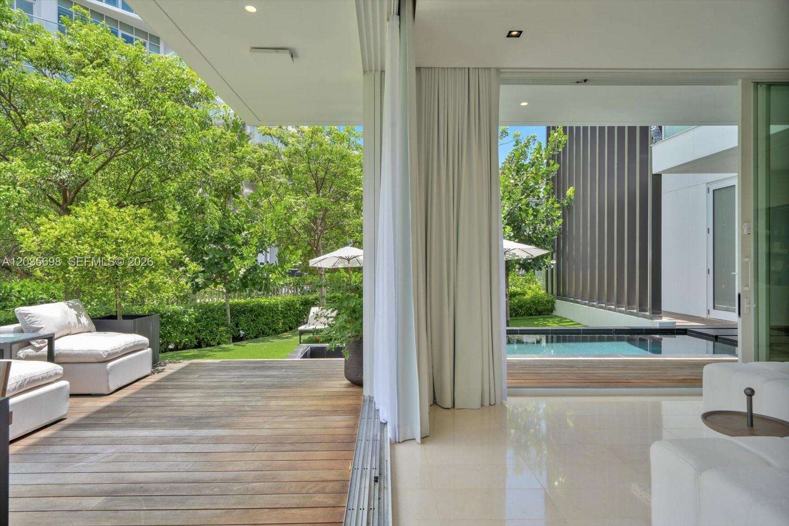 810 47 Ct, Miami Beach, FL 33140 - For Sale photo 9