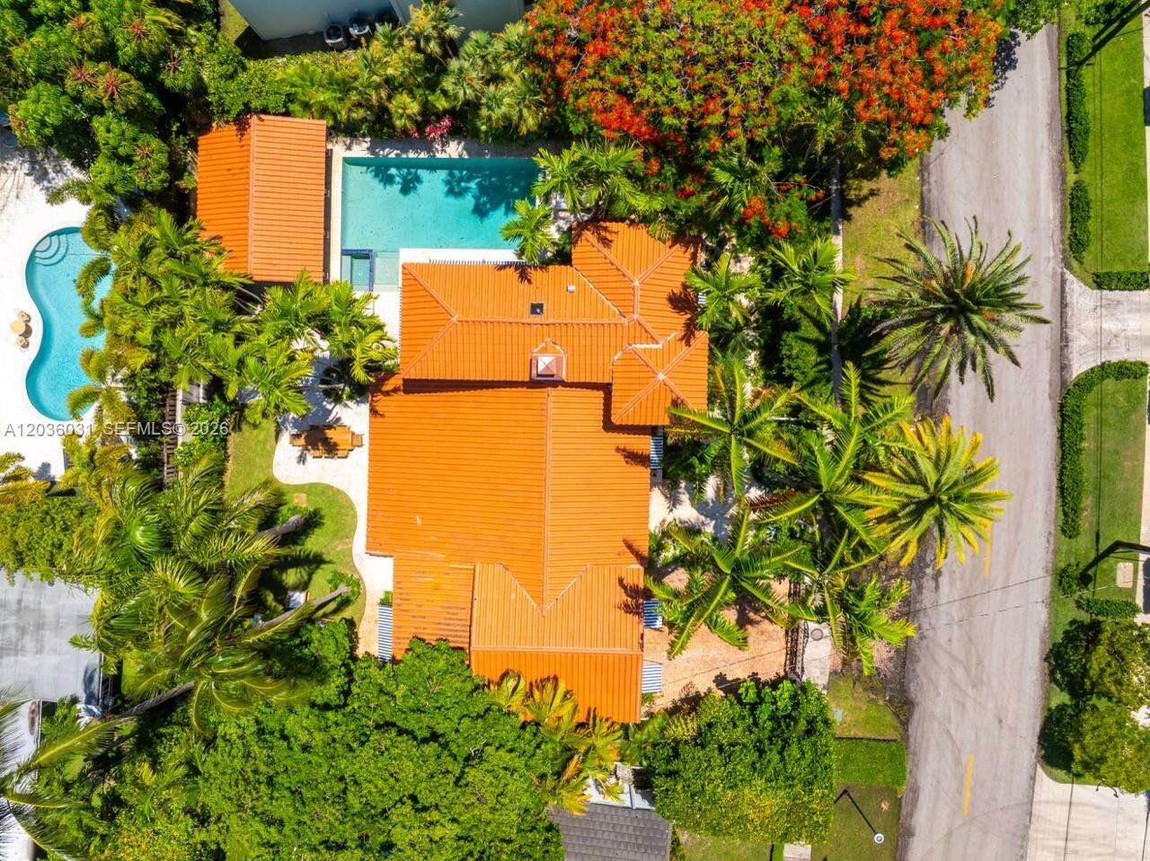 4727 Bay Rd, Miami Beach, FL 33140 - For Sale photo 4
