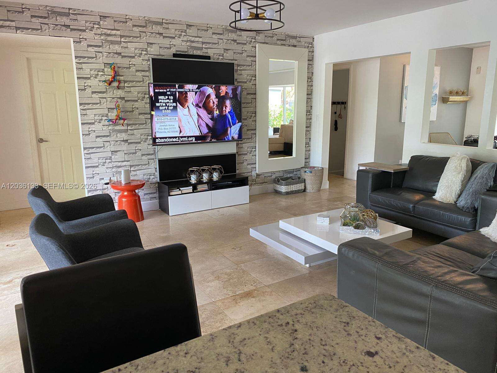 1103 Washington St, Hollywood, FL 33019 - For Sale photo 5