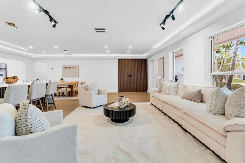 1234 Buchanan St, Hollywood, FL 33019 - For Sale photo 32