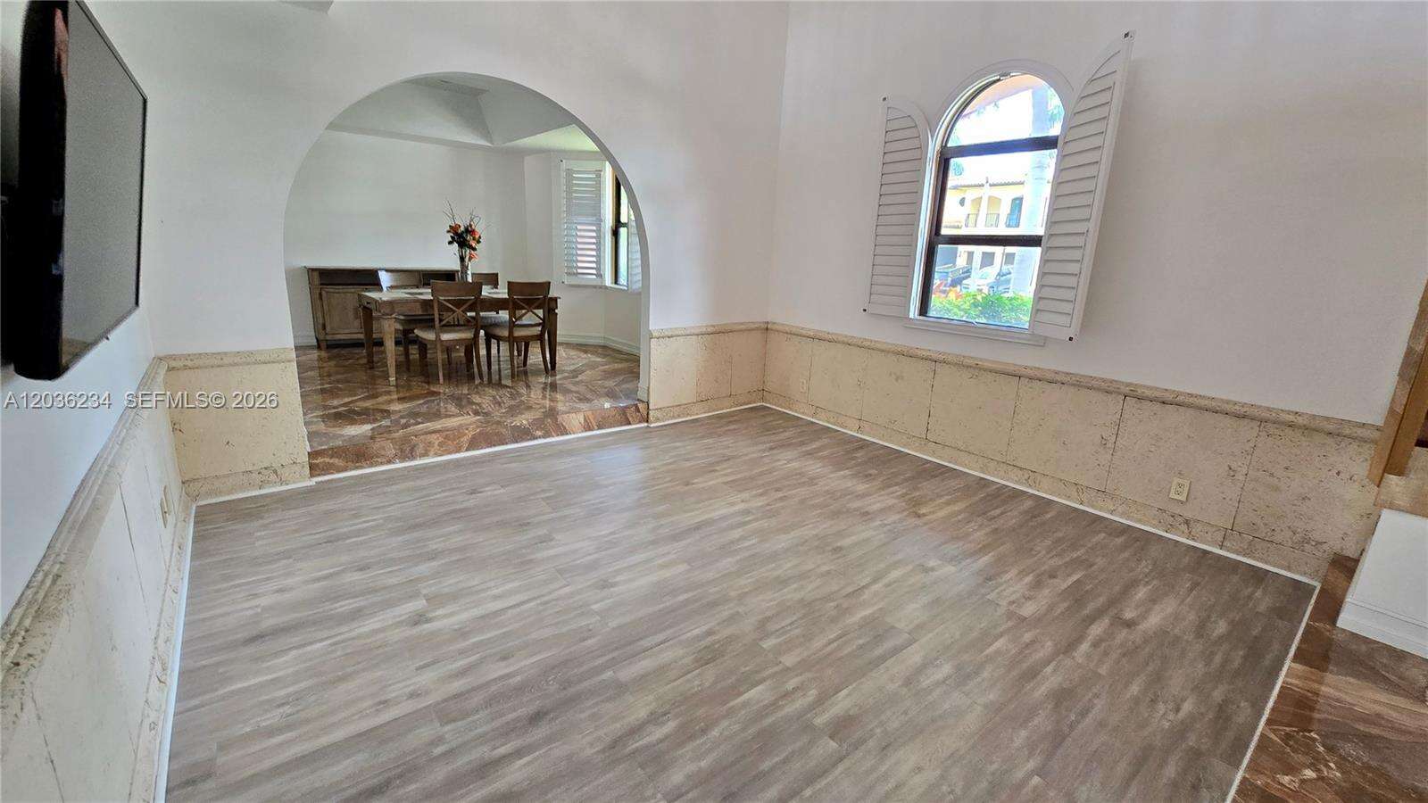 741 Tyler St, Hollywood, FL 33019 - For Sale photo 3