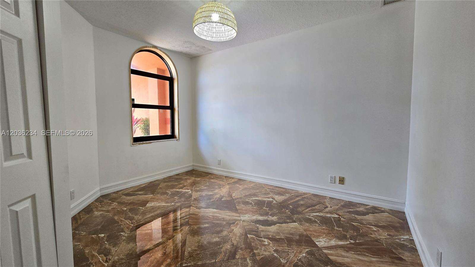 741 Tyler St, Hollywood, FL 33019 - For Sale photo 23