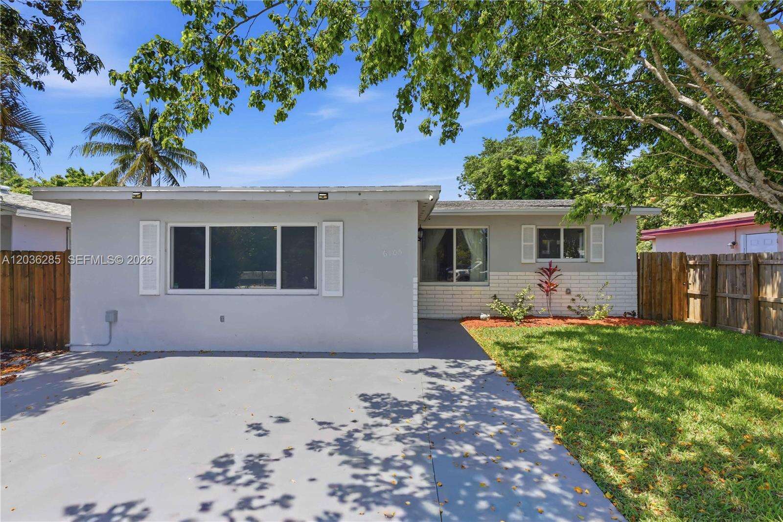 6105 Fletcher St, Hollywood, FL 33023 - For Sale photo 2