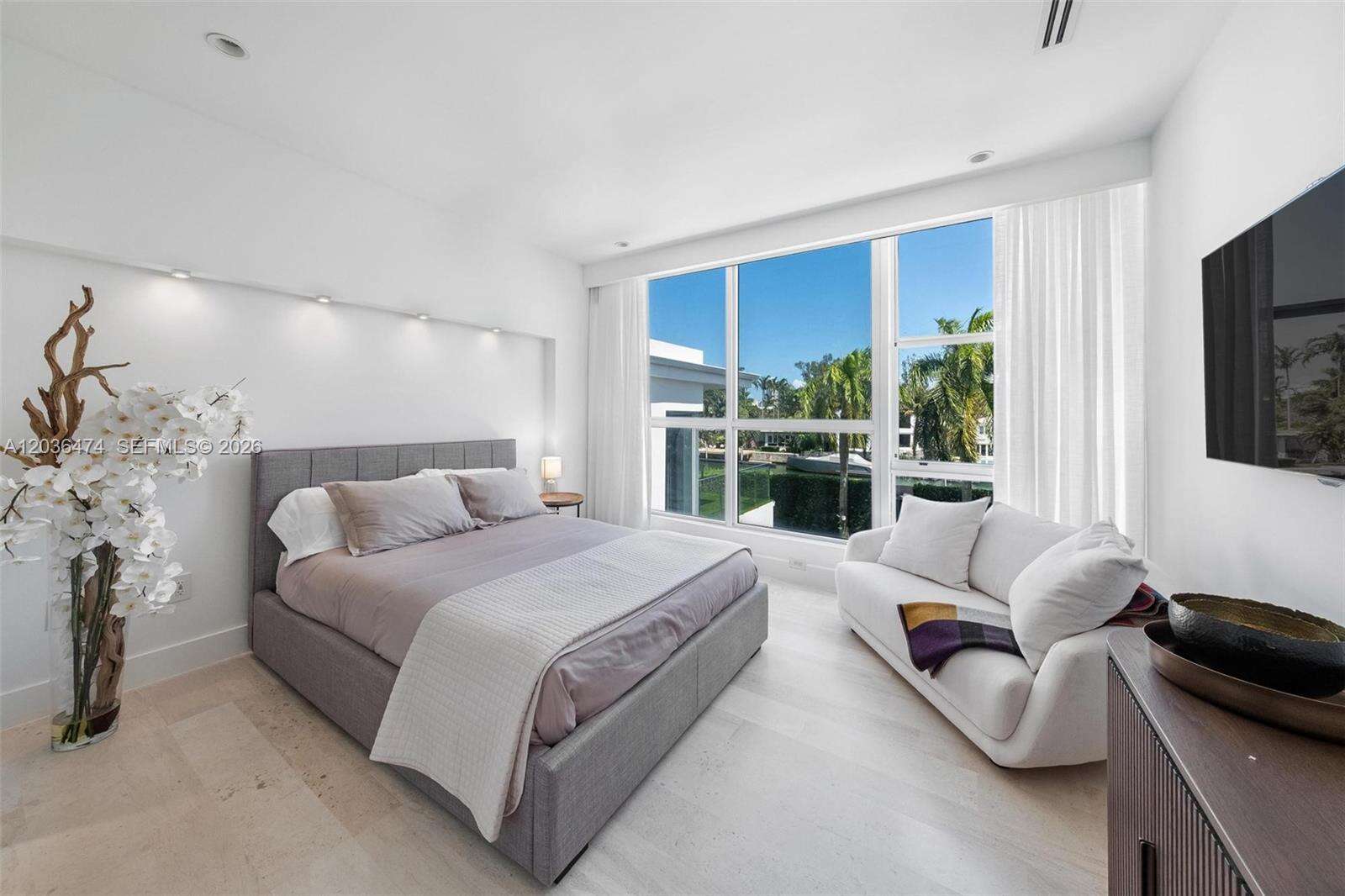 470 Shore Dr, Miami Beach, FL 33141 - For Sale photo 45