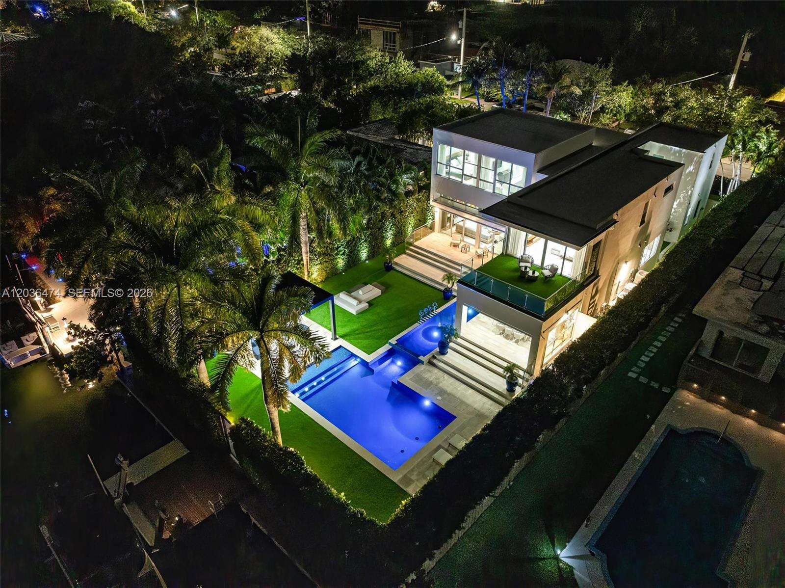 470 Shore Dr, Miami Beach, FL 33141 - For Sale photo 51