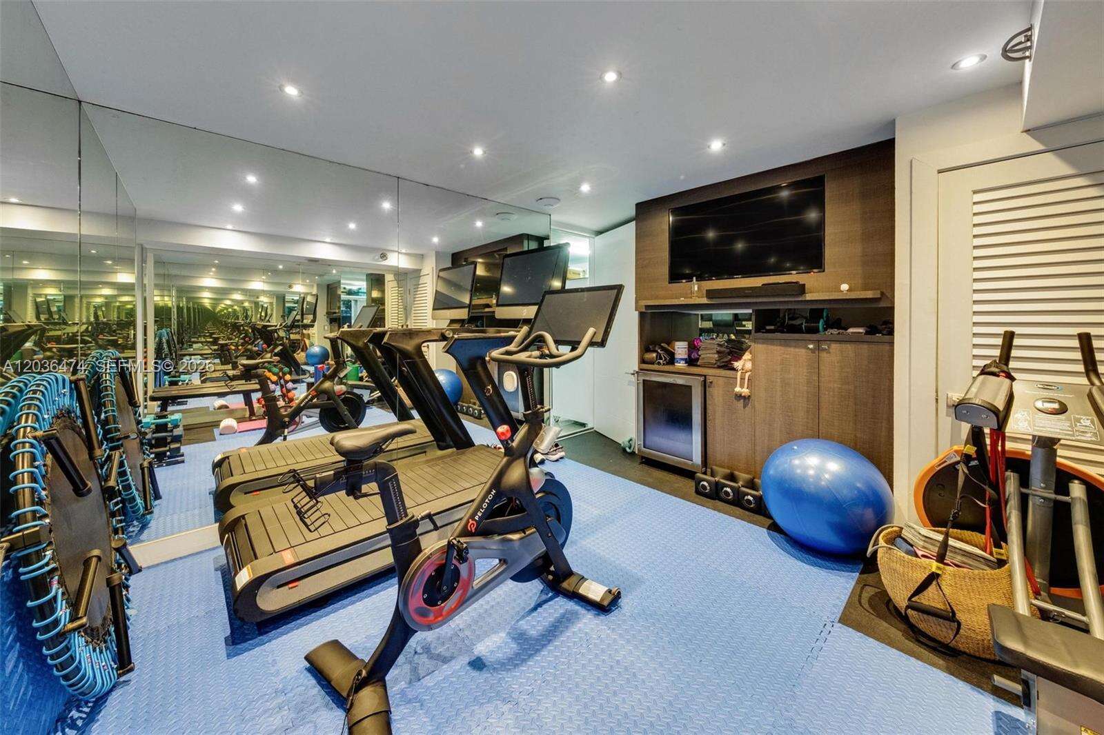 470 Shore Dr, Miami Beach, FL 33141 - For Sale photo 68