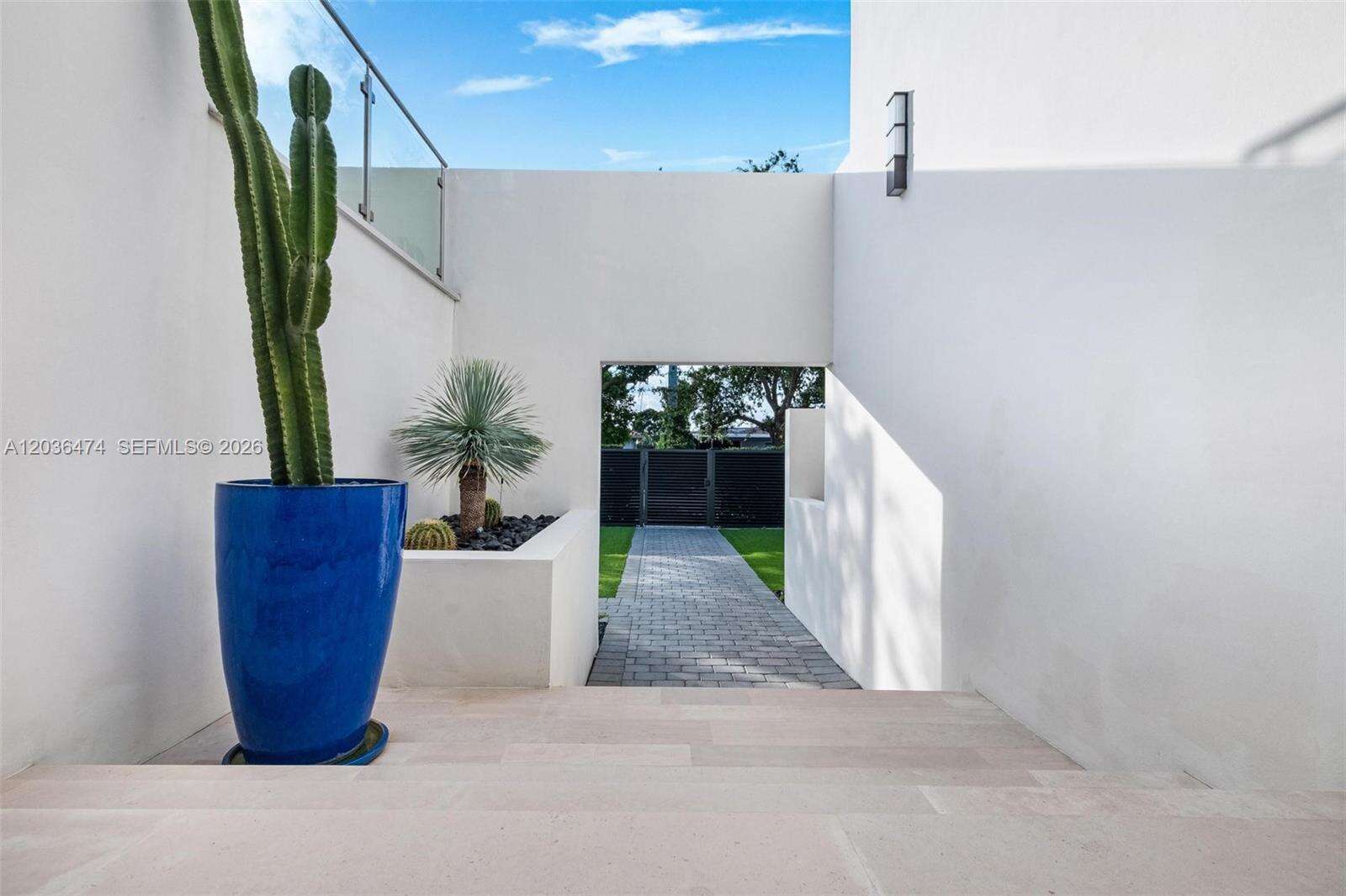 470 Shore Dr, Miami Beach, FL 33141 - For Sale photo 8