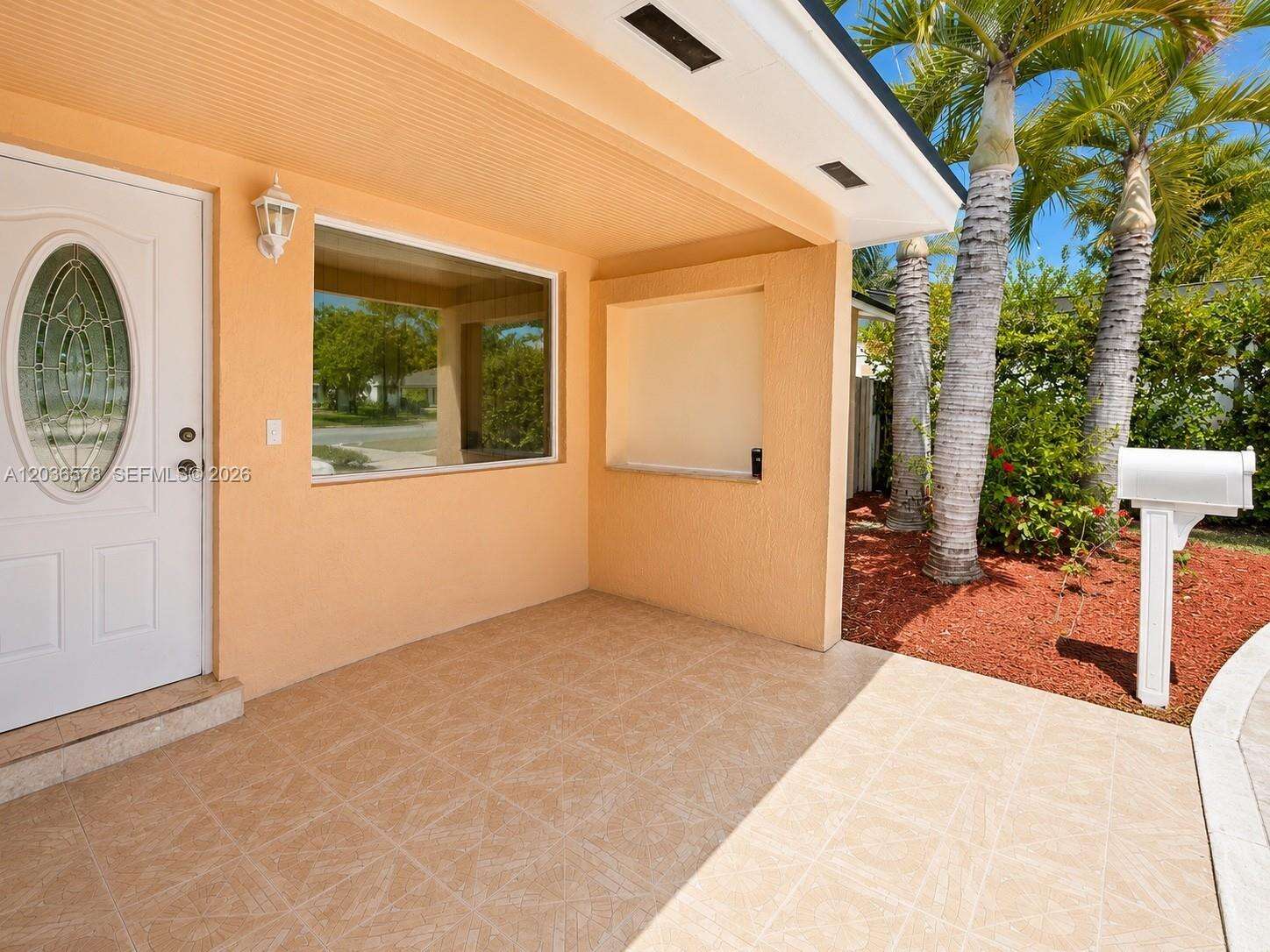 3327 Taft St, Hollywood, FL 33021 - For Sale photo 2