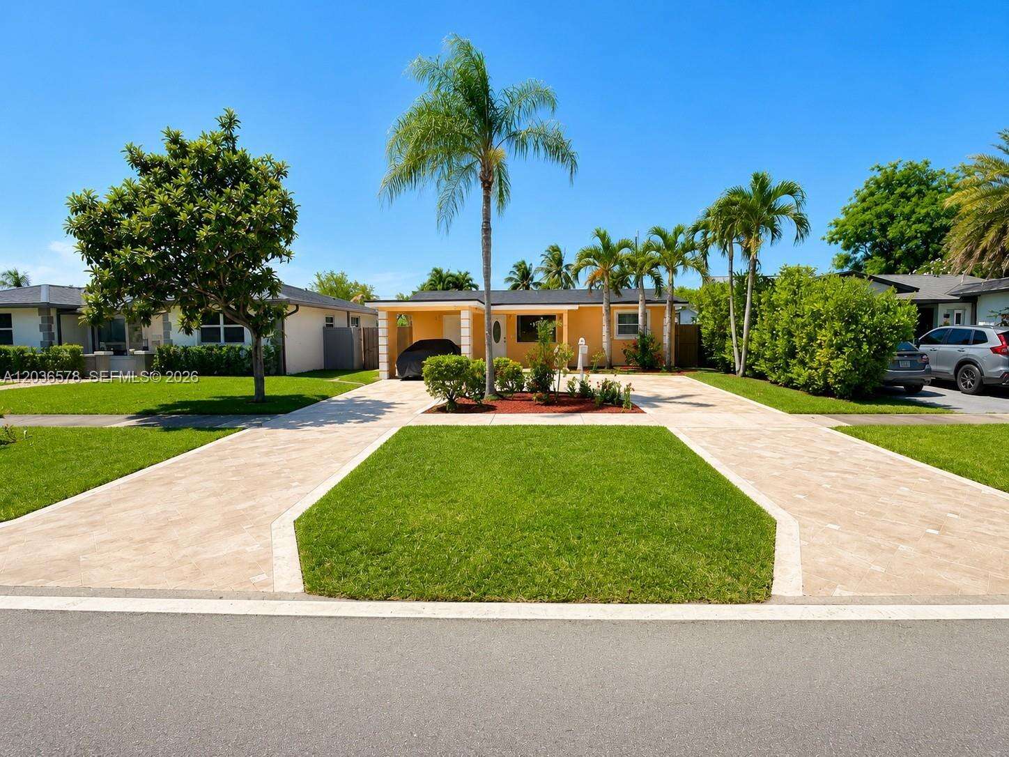 3327 Taft St, Hollywood, FL 33021 - For Sale photo 3