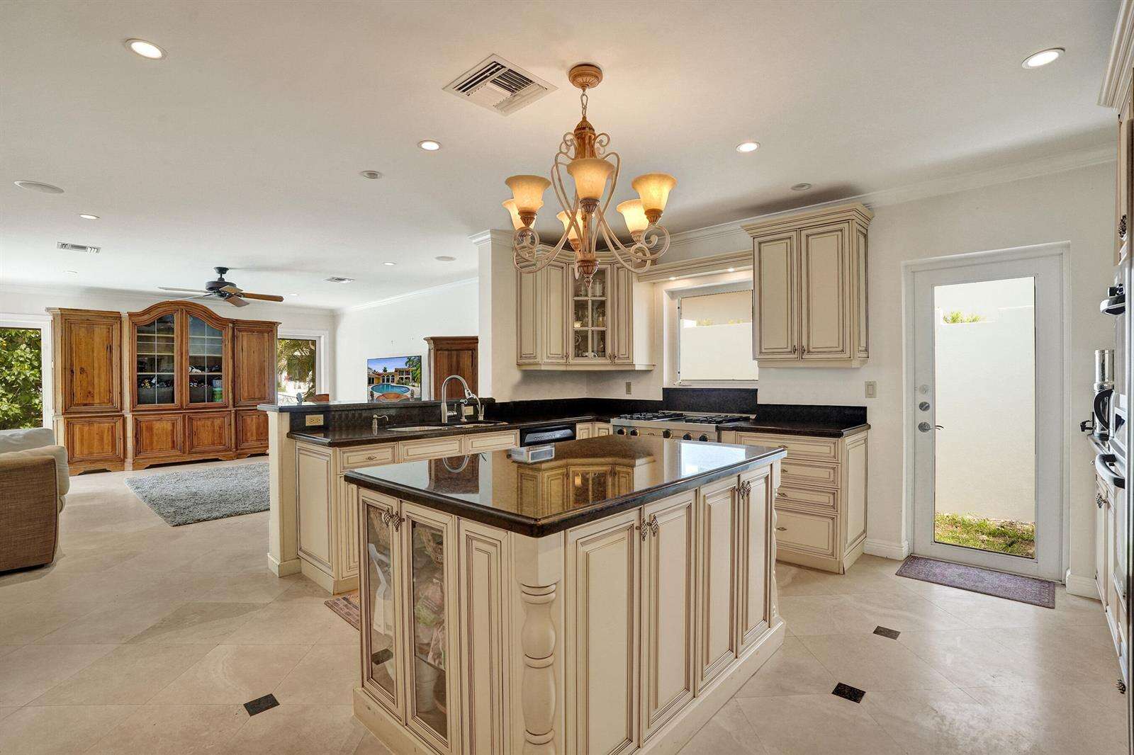 449 Isle Of Palms, Fort Lauderdale, FL 33301 - For Sale photo 10