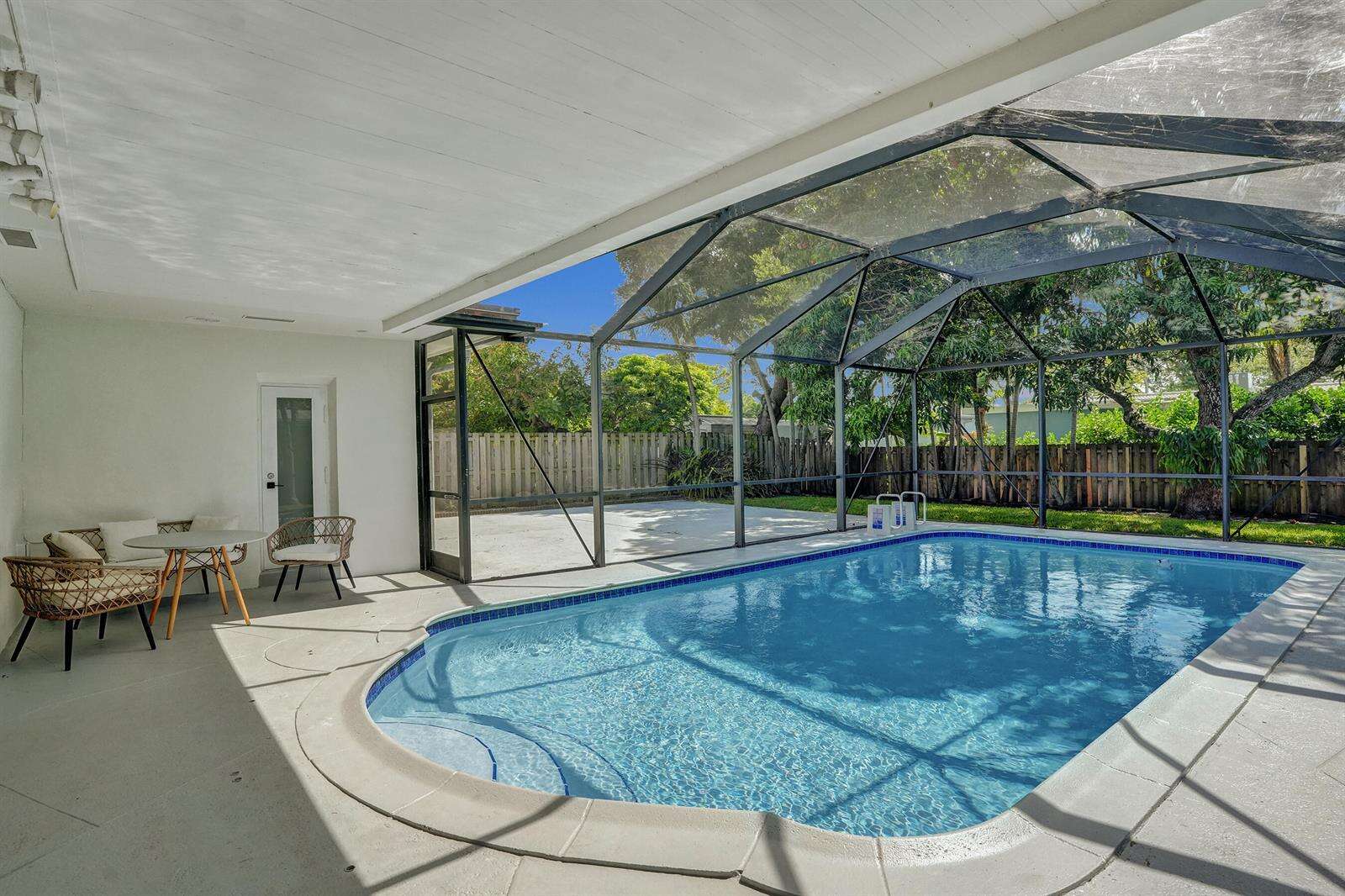 2030 54th, Hollywood, FL 33021 - For Sale photo 1