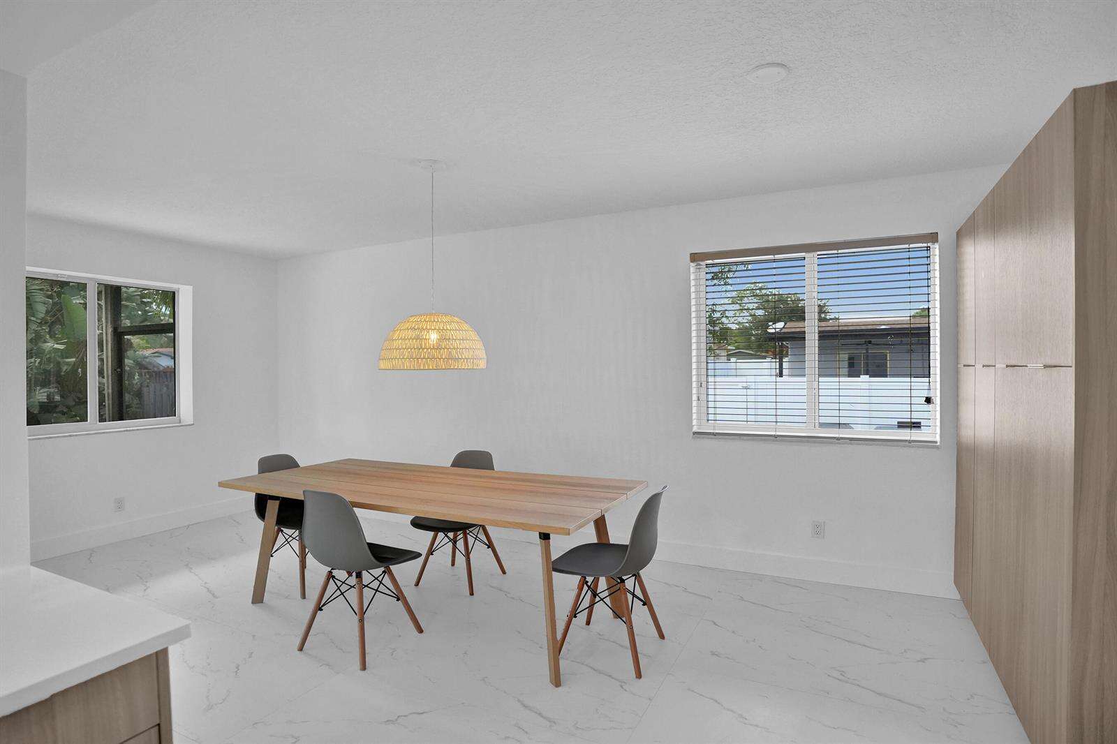 2030 54th, Hollywood, FL 33021 - For Sale photo 16