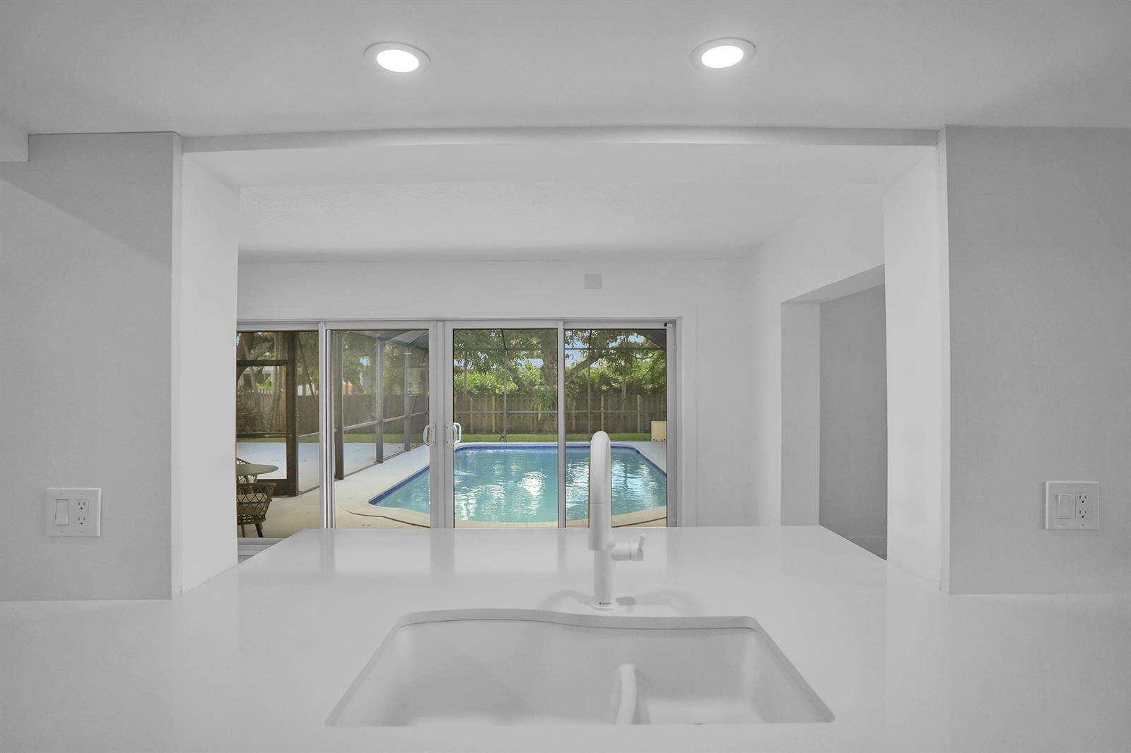 2030 54th, Hollywood, FL 33021 - For Sale photo 22