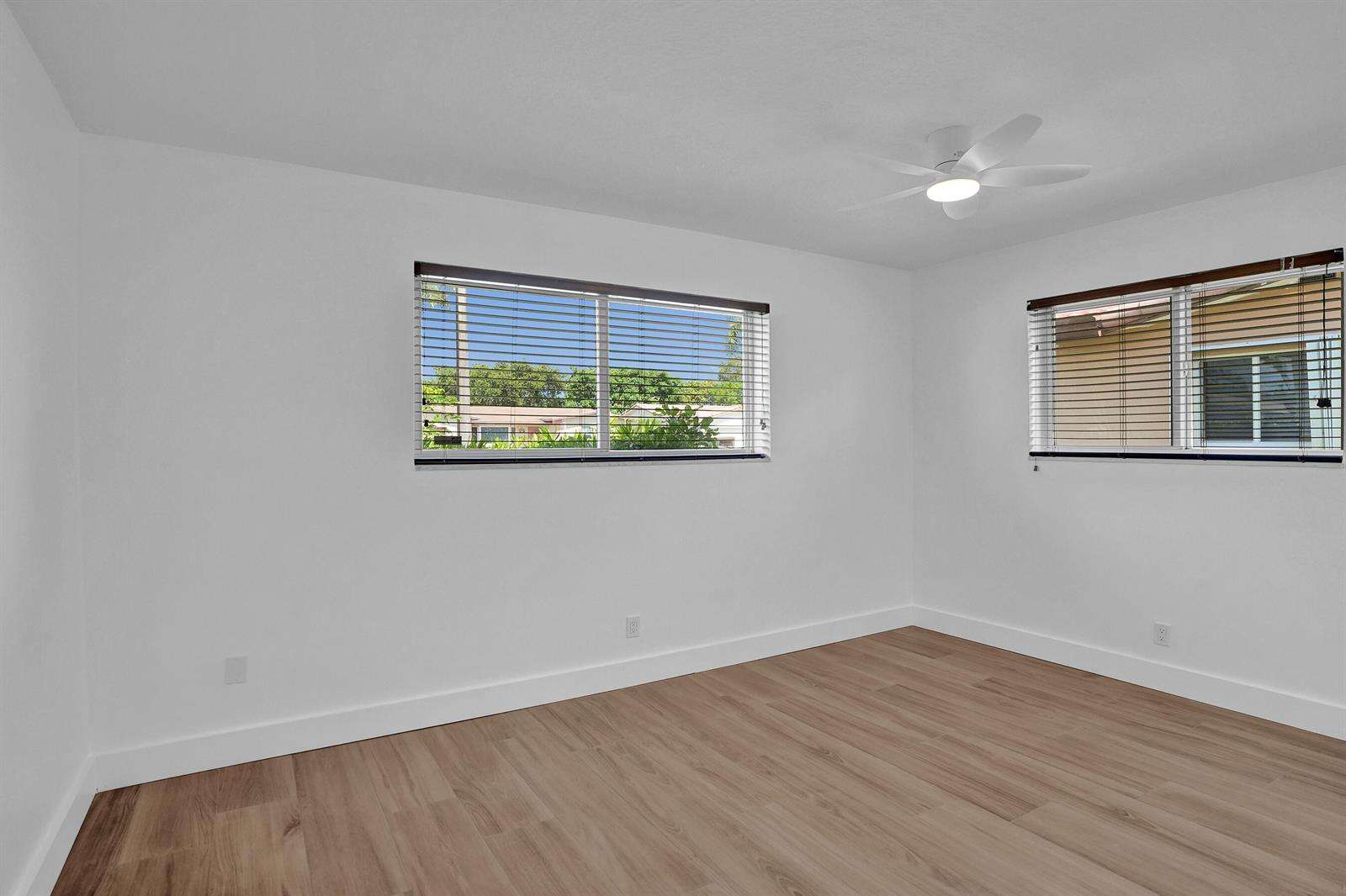 2030 54th, Hollywood, FL 33021 - For Sale photo 32