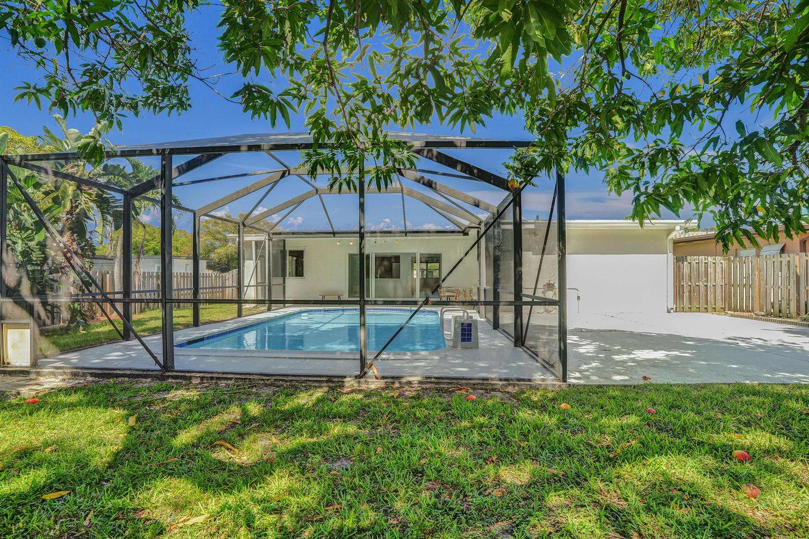 2030 54th, Hollywood, FL 33021 - For Sale photo 43