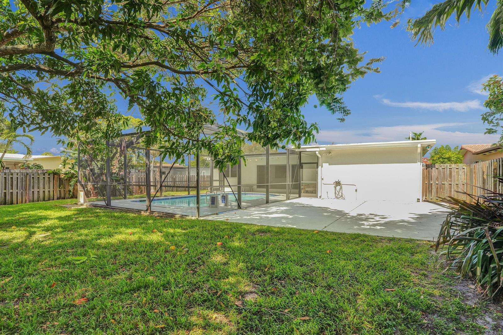 2030 54th, Hollywood, FL 33021 - For Sale photo 44