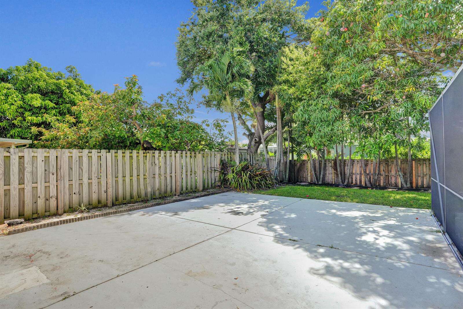 2030 54th, Hollywood, FL 33021 - For Sale photo 46