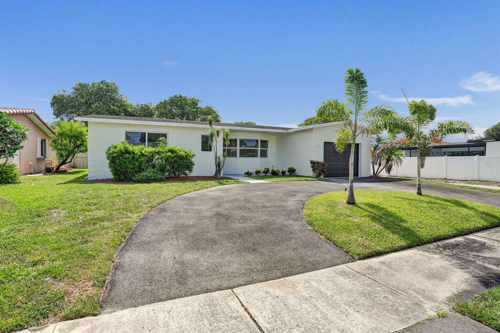 2030 54th, Hollywood, FL 33021 - For Sale photo 49
