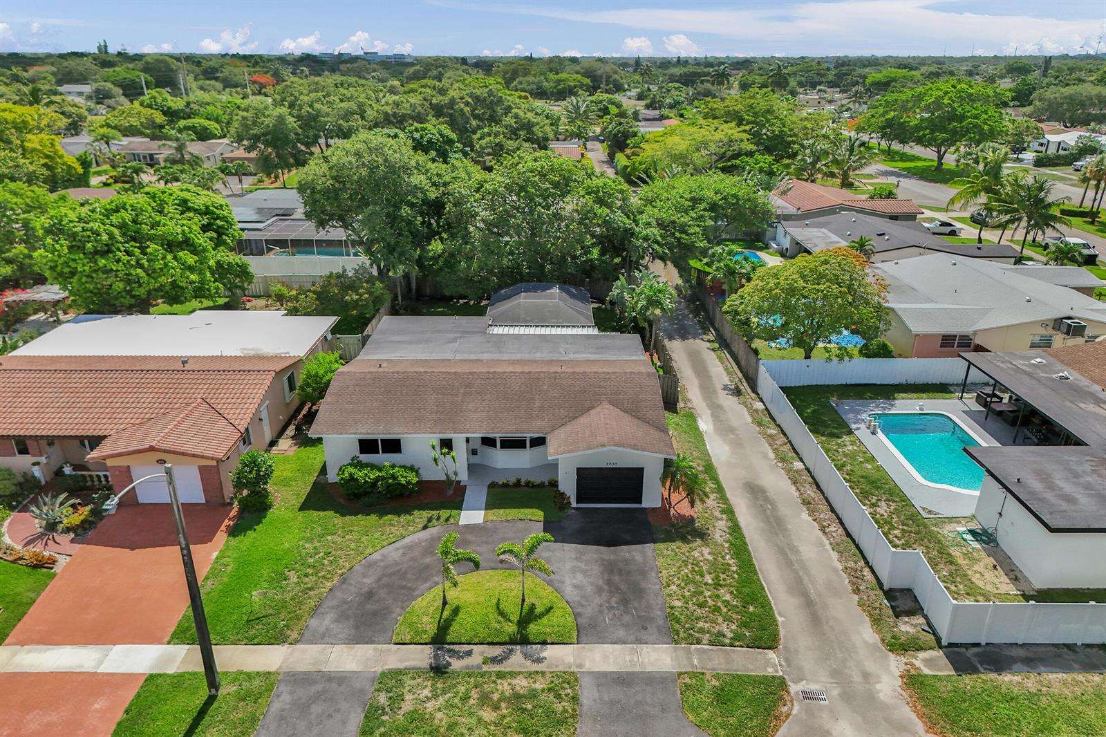 2030 54th, Hollywood, FL 33021 - For Sale photo 52