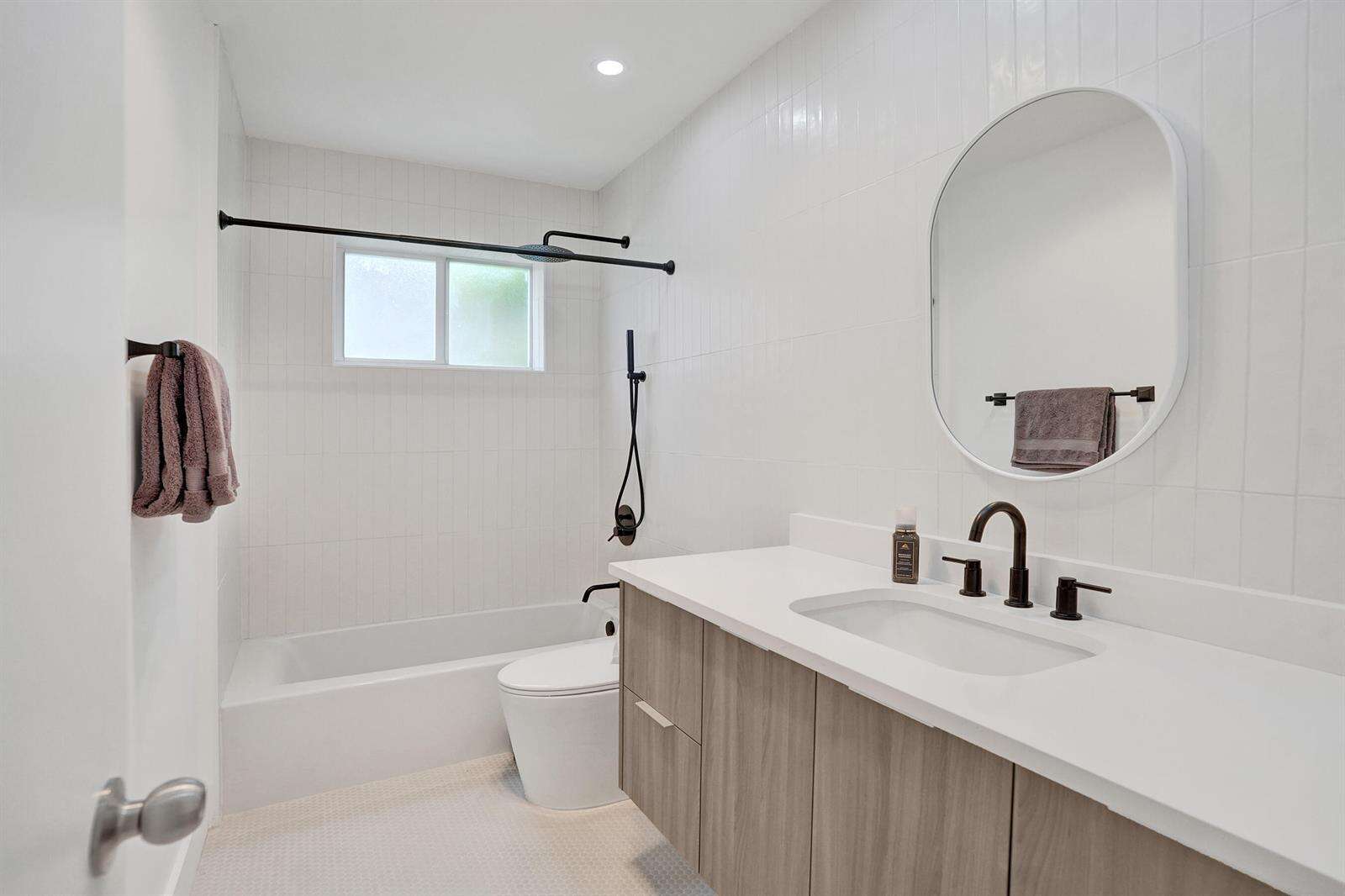 2030 54th, Hollywood, FL 33021 - For Sale photo 7