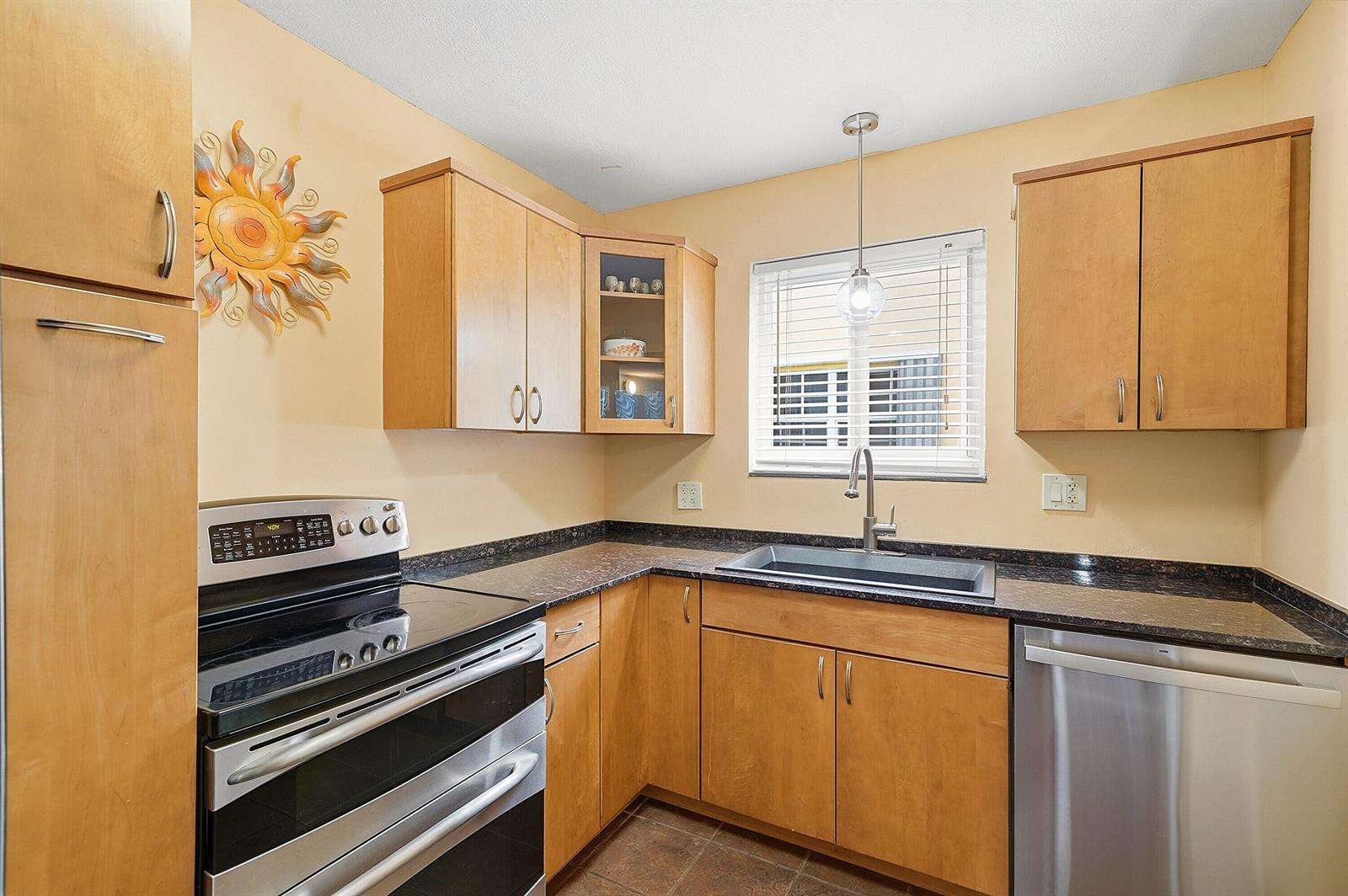 2834 Adams, Hollywood, FL 33020 - For Sale photo 13