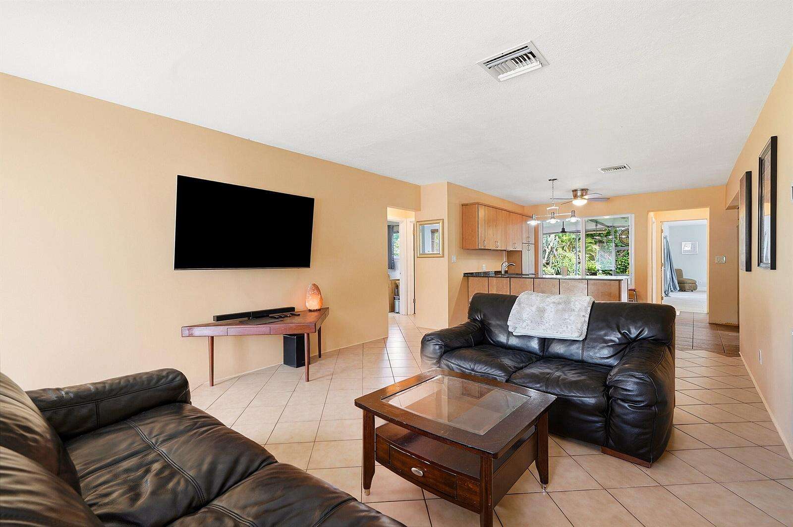 2834 Adams, Hollywood, FL 33020 - For Sale photo 7