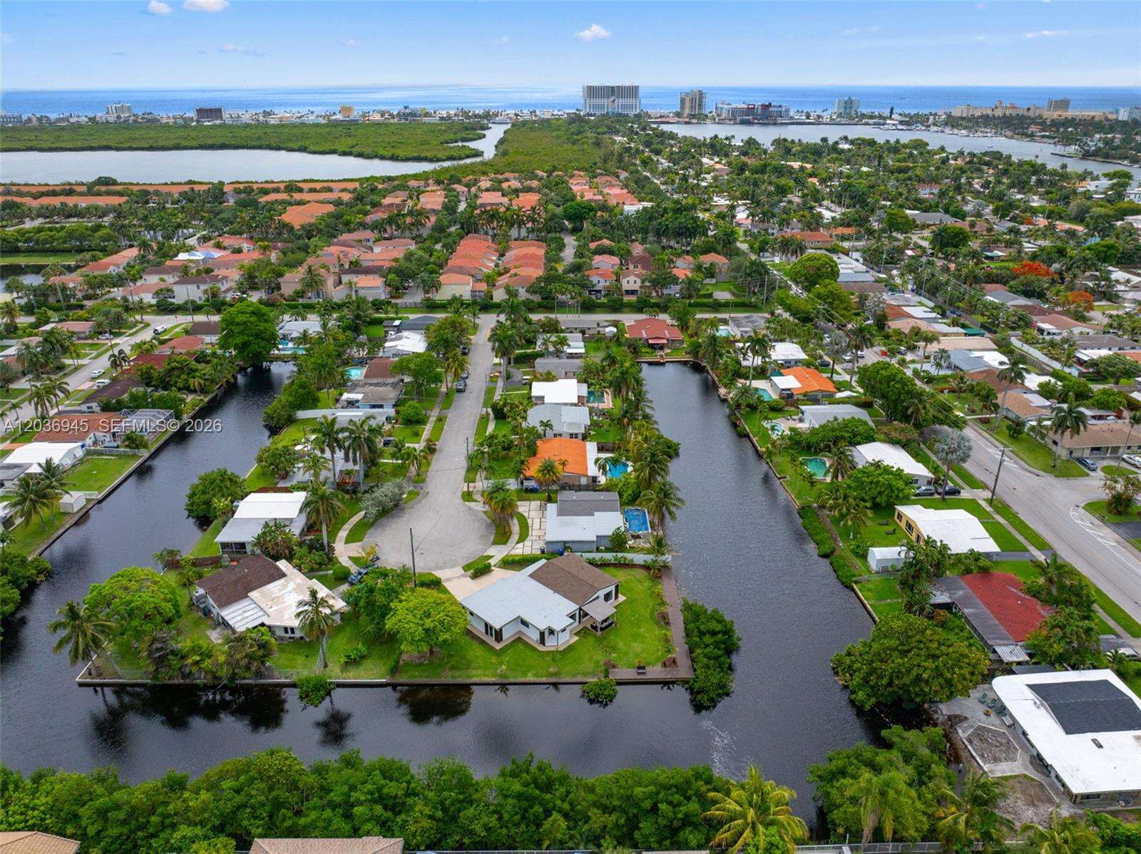 1178 Grant St, Hollywood, FL 33019 - For Sale photo 39