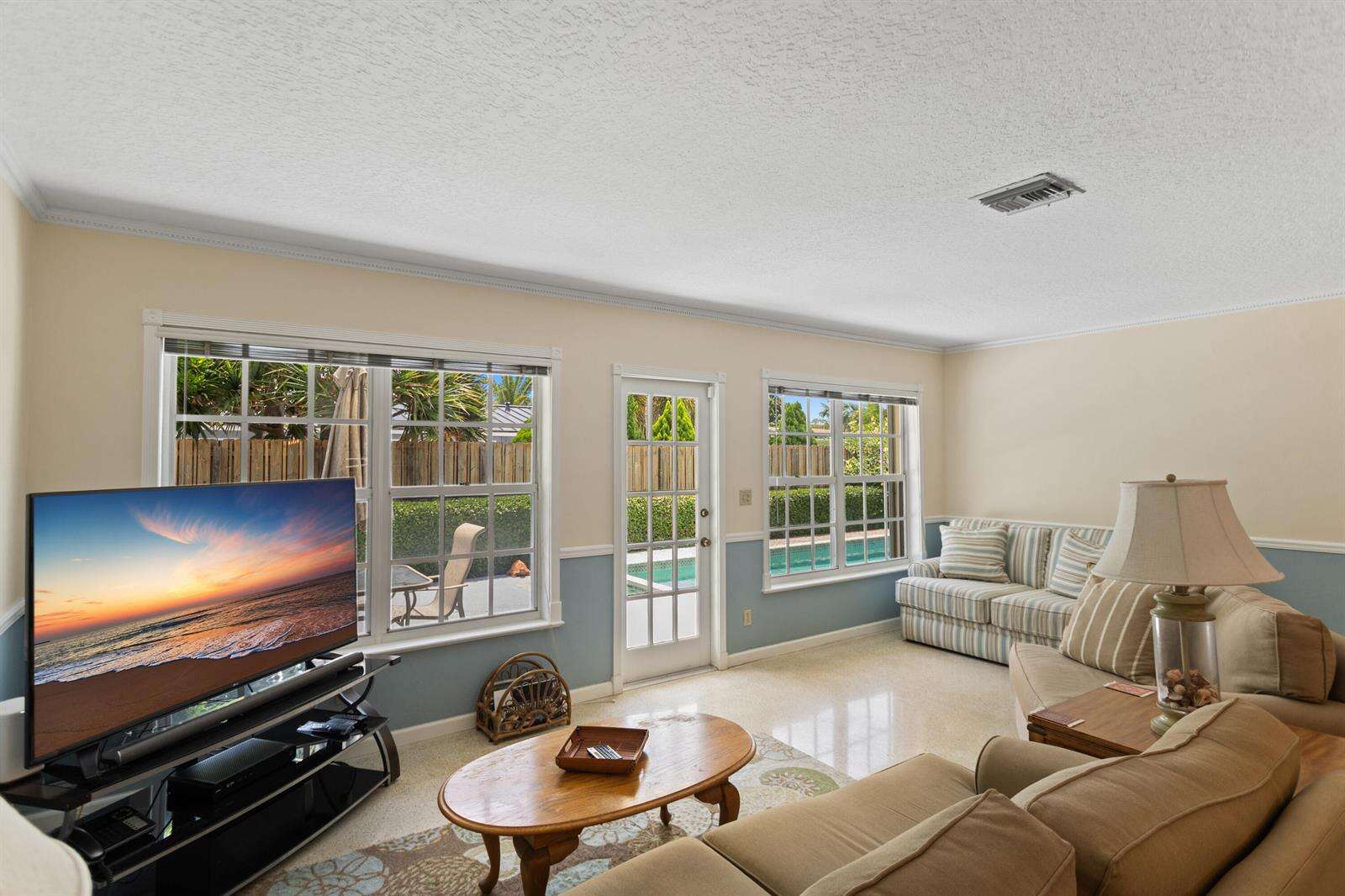 4240 19th, Oakland Park, FL 33308 - For Sale photo 9