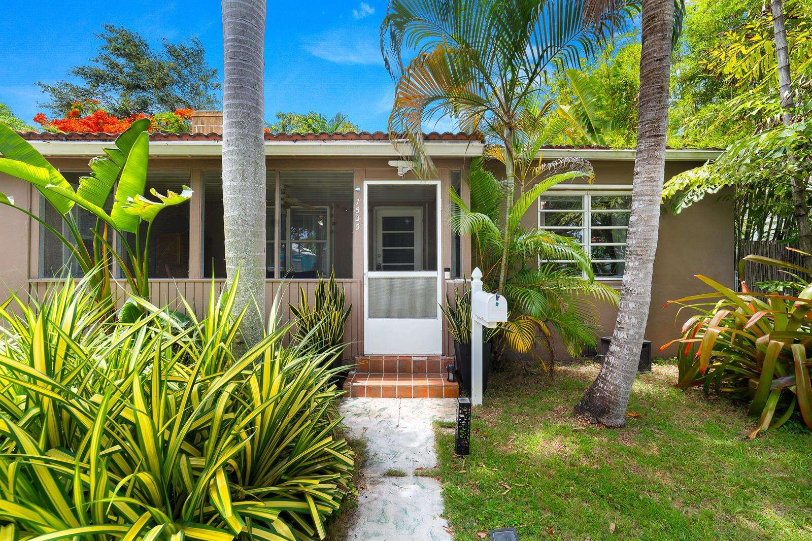 1535 Dewey, Hollywood, FL 33020 - For Sale photo 6