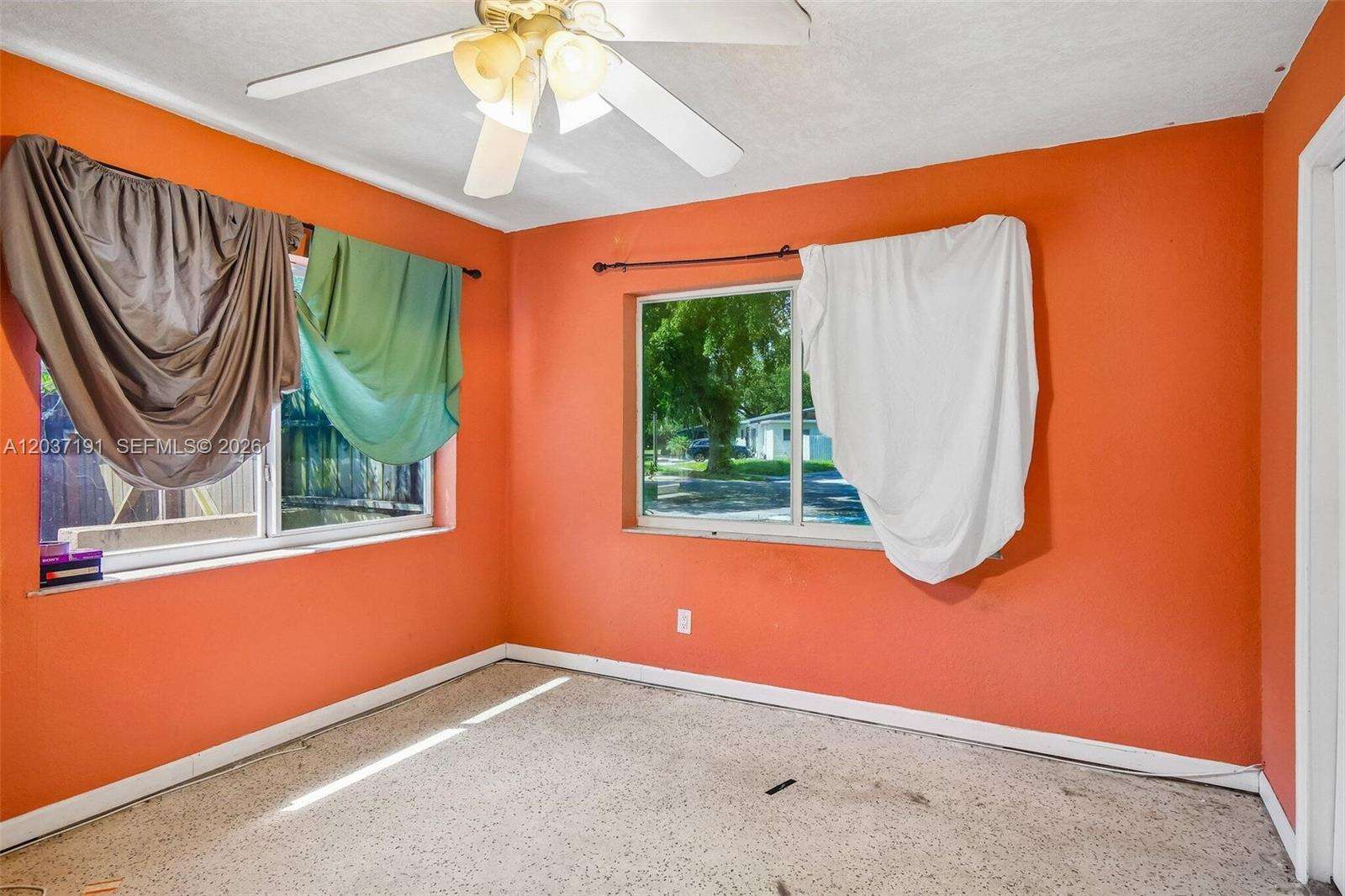 401 57th Ter, Hollywood, FL 33023 - For Sale photo 18