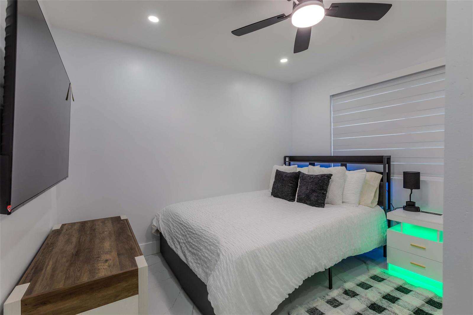 2633 Taft, Hollywood, FL 33020 - For Sale photo 13