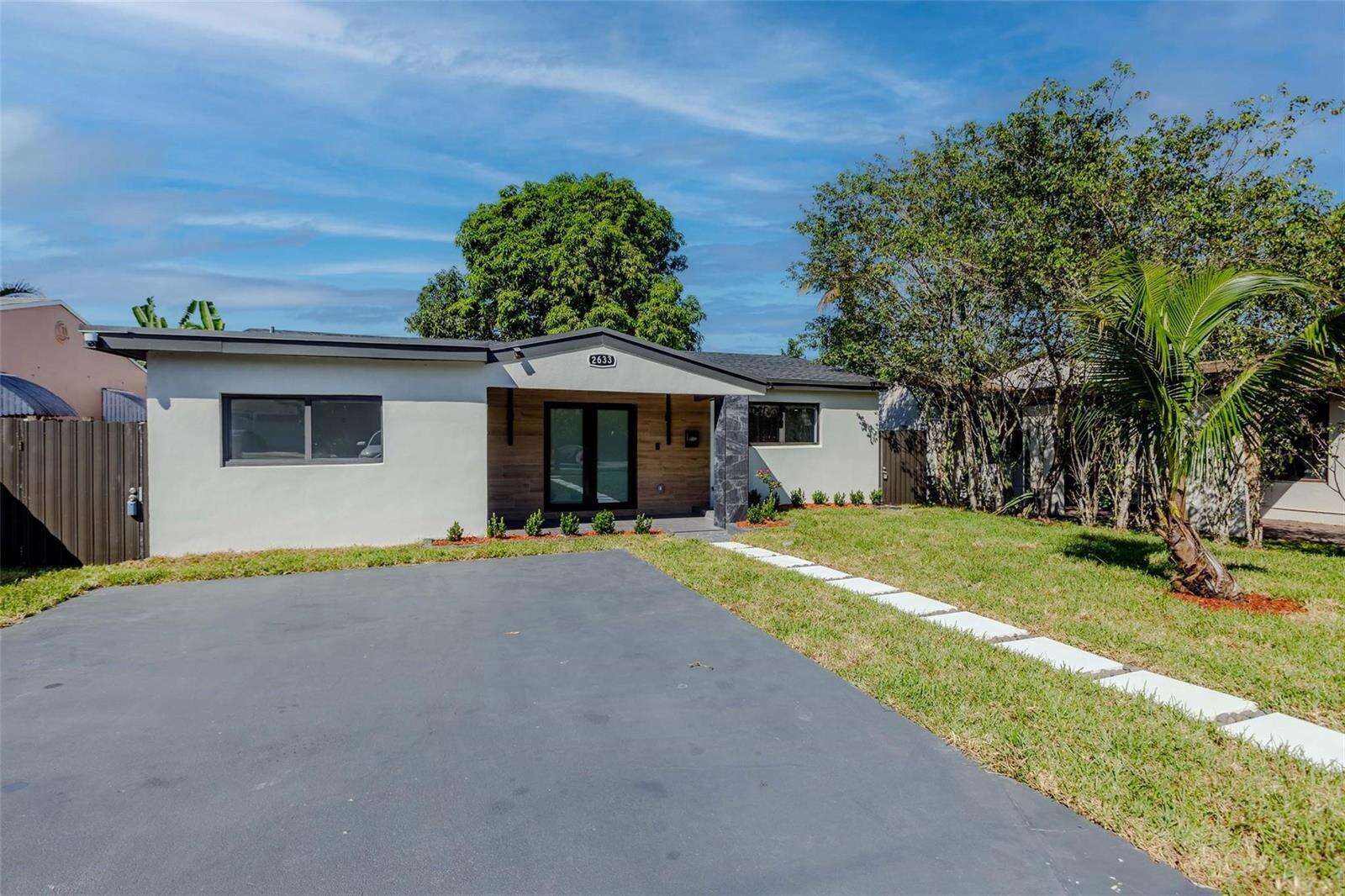 2633 Taft, Hollywood, FL 33020 - For Sale photo 3