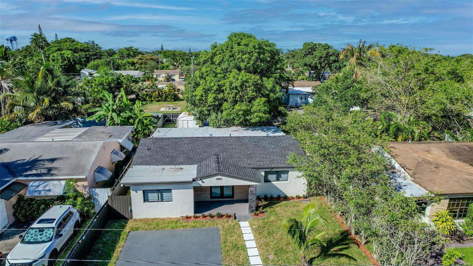 2633 Taft, Hollywood, FL 33020 - For Sale photo 28