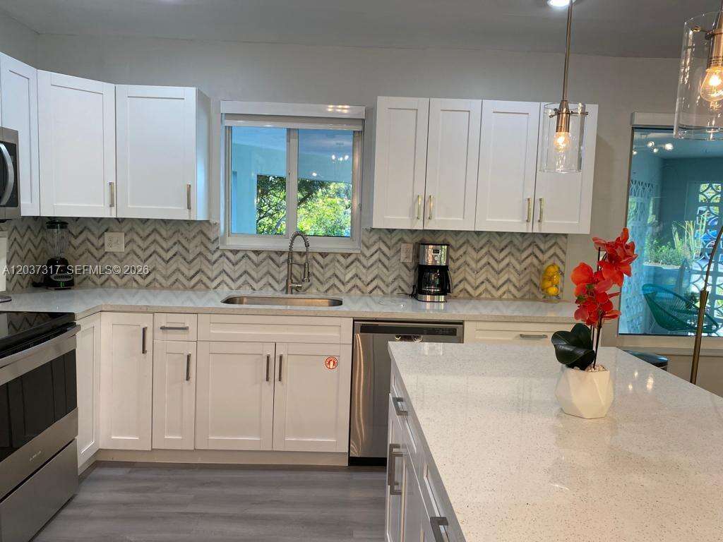204 19th Ave, Fort Lauderdale, FL 33312 - For Sale photo 12