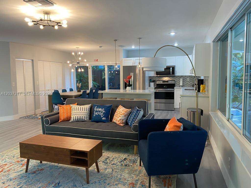 204 19th Ave, Fort Lauderdale, FL 33312 - For Sale photo 4