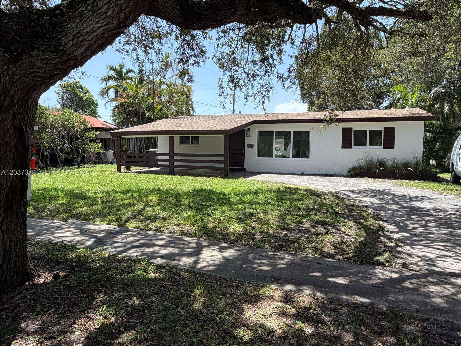 6570 Liberty St, Hollywood, FL 33024 - For Sale photo 1