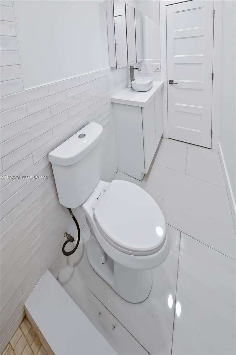 6570 Liberty St, Hollywood, FL 33024 - For Sale photo 17