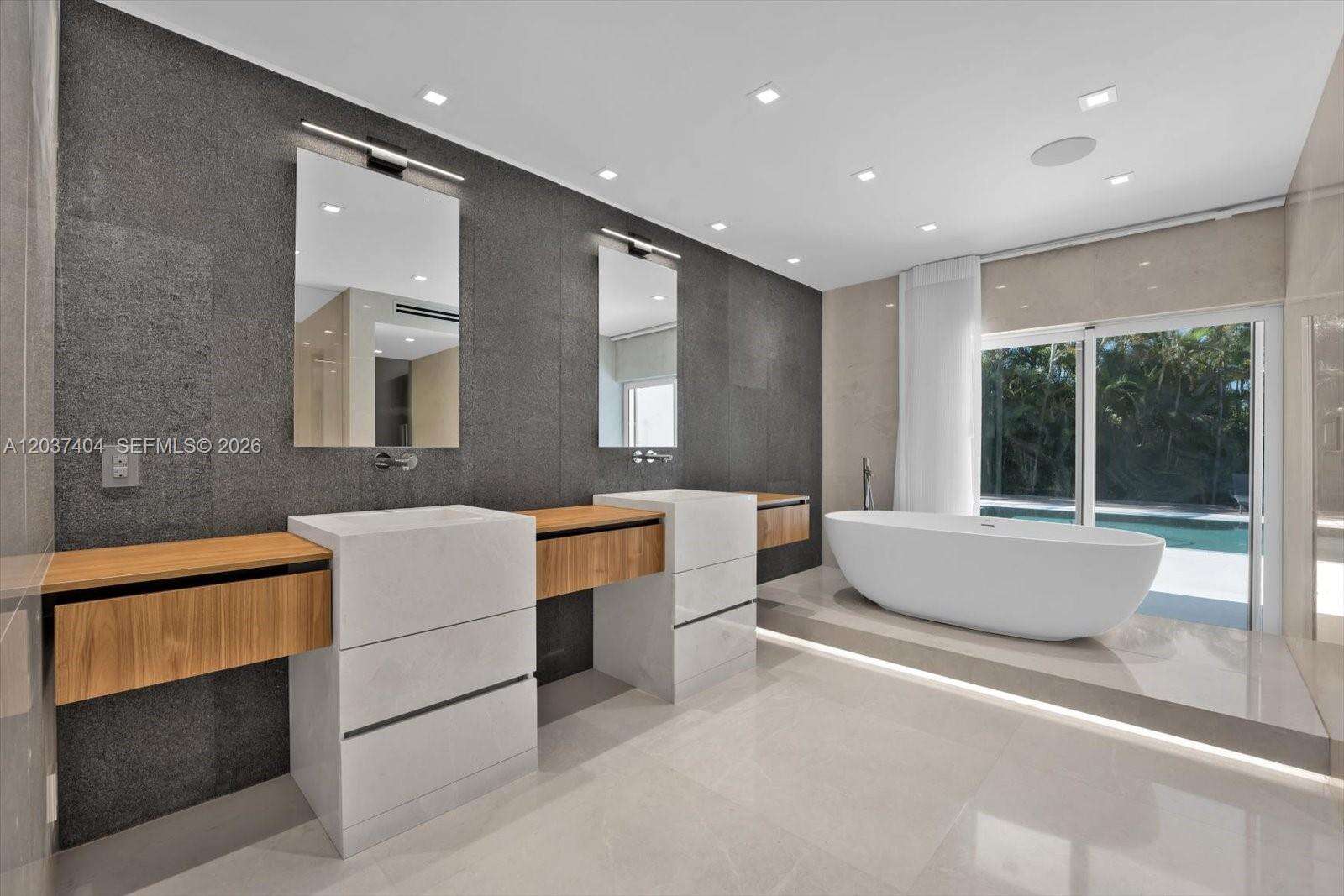 431 Layne Blvd, Hallandale Beach, FL 33009 - For Sale photo 28