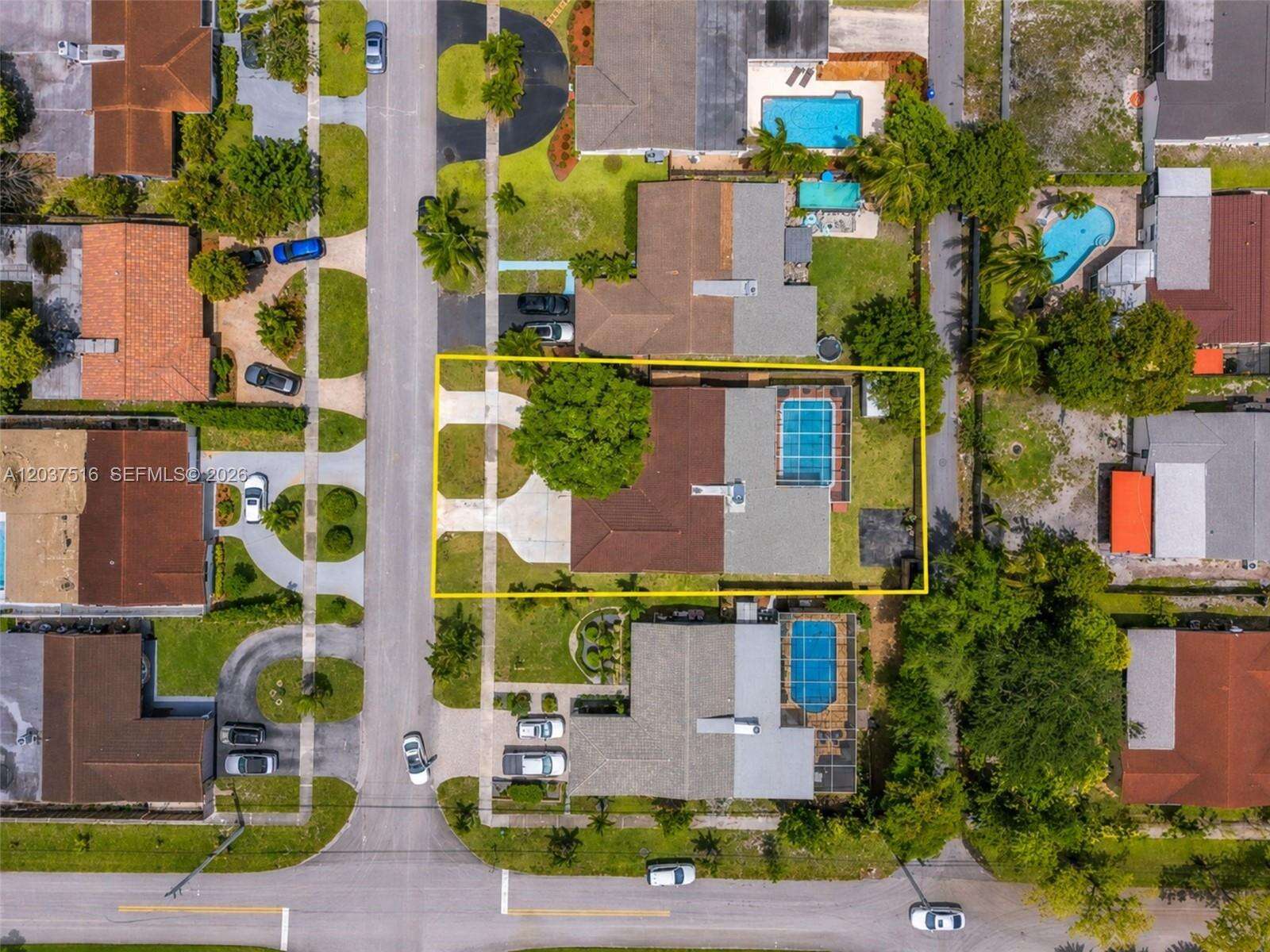 1911 53rd Ave, Hollywood, FL 33021 - For Sale photo 16