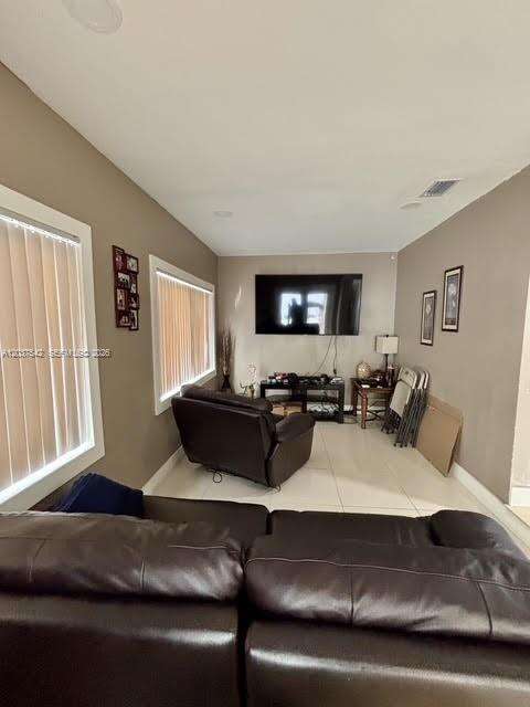 7461 Douglas St, Hollywood, FL 33024 - For Sale photo 4