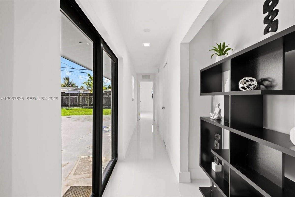 7500 Venetian St, Miramar, FL 33023 - For Sale photo 13