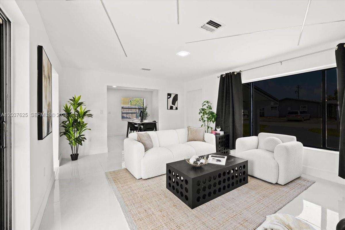7500 Venetian St, Miramar, FL 33023 - For Sale photo 5