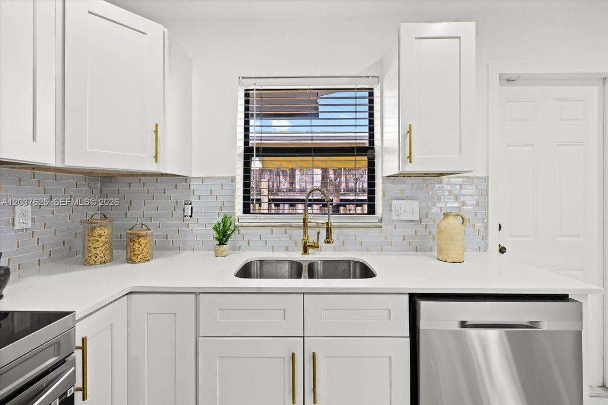 7500 Venetian St, Miramar, FL 33023 - For Sale photo 10