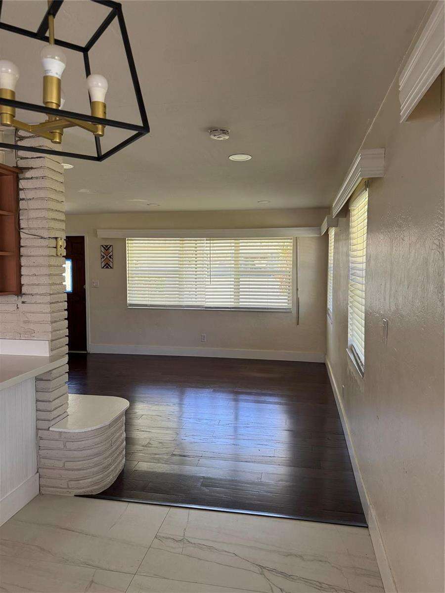 925 32nd, Hollywood, FL 33021 - For Sale photo 22