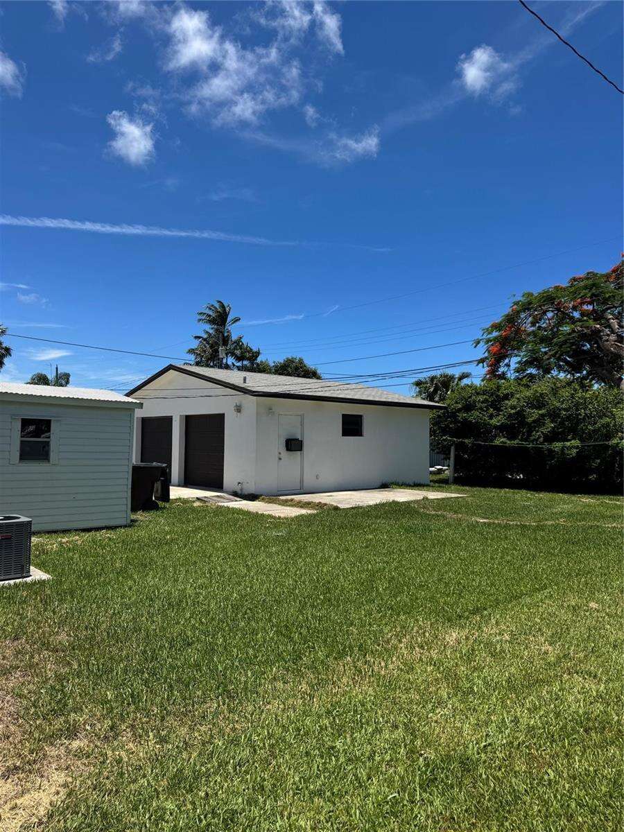 925 32nd, Hollywood, FL 33021 - For Sale photo 31