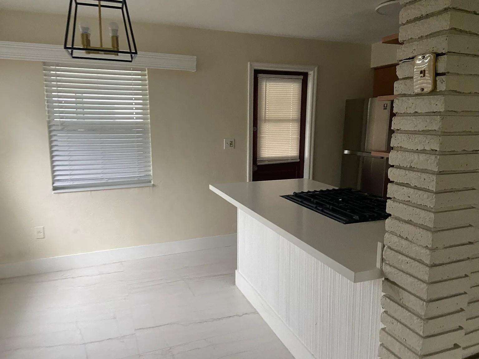 925 32nd, Hollywood, FL 33021 - For Sale photo 10