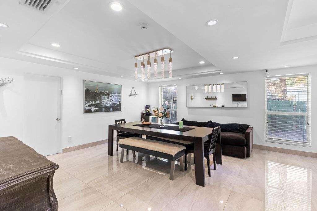 19885 22nd, Miami, FL 33180 - For Sale photo 11
