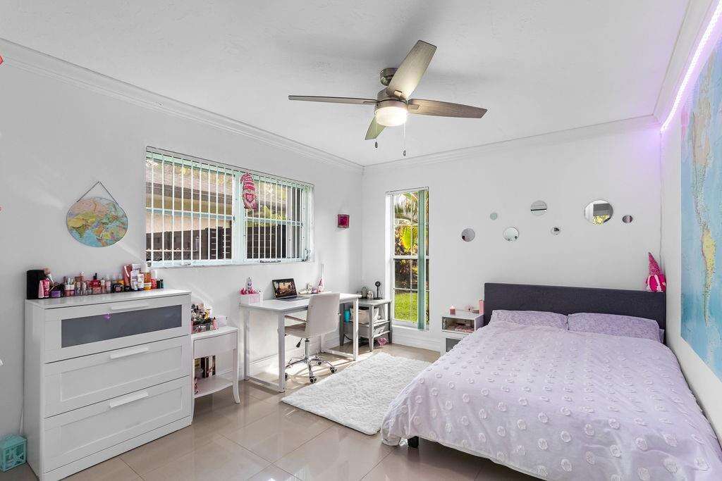 19885 22nd, Miami, FL 33180 - For Sale photo 44