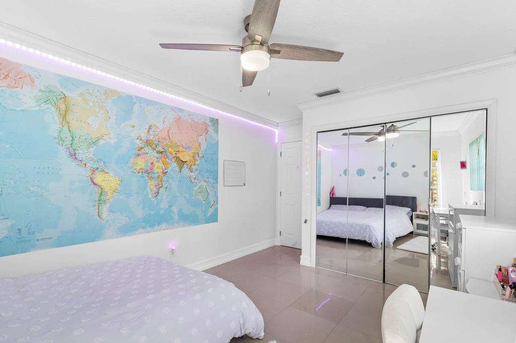 19885 22nd, Miami, FL 33180 - For Sale photo 45