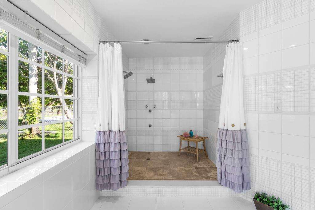 19885 22nd, Miami, FL 33180 - For Sale photo 54